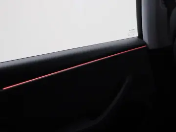 TESLA Model 3 Standard RWD Plus 95% SoH HIGHLAND [ LFP