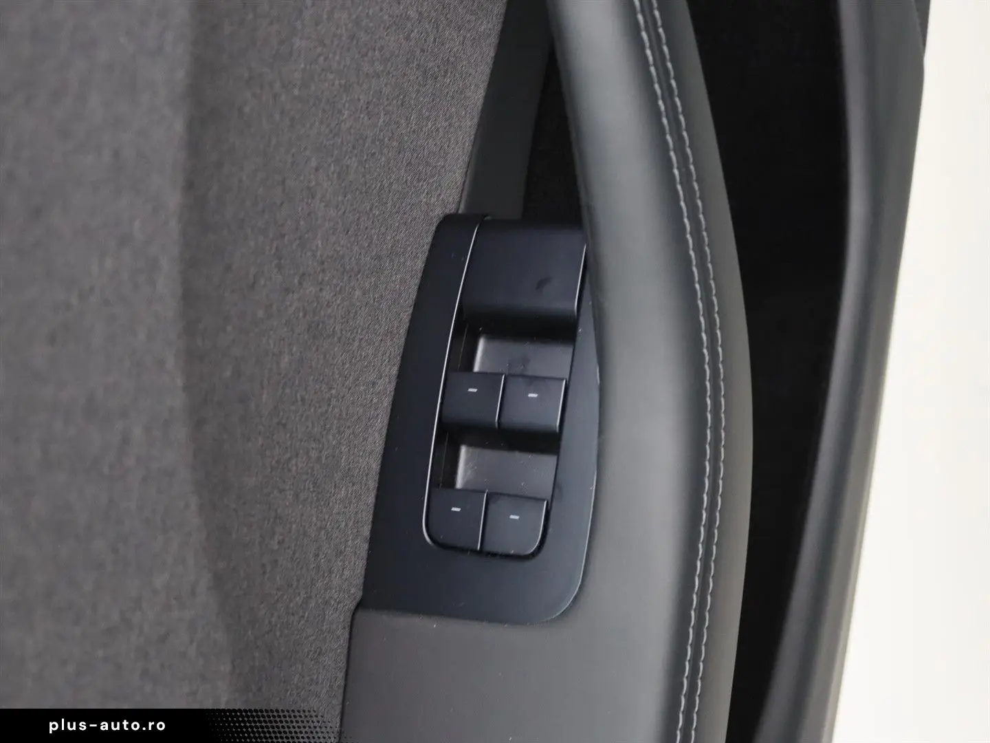 TESLA Model 3 Standard RWD Plus 95% SoH HIGHLAND [ LFP