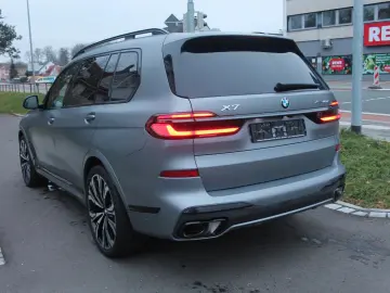 BMW X7 xDrive 40 d M Sport Pro 23  B&W UPE  154.250