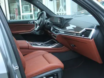 BMW X7 xDrive 40 d M Sport Pro 23  B&W UPE  154.250