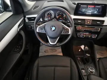 BMW X1 xDrive 25e Advantage Leder Navi LED Kamer HUD
