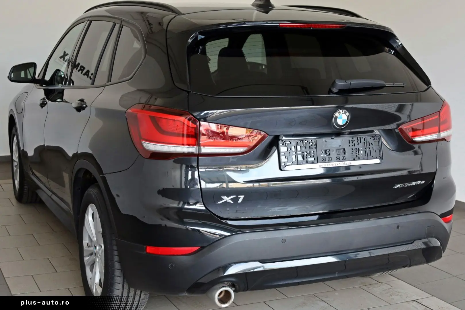 BMW X1 xDrive 25e Advantage Leder Navi LED Kamer HUD