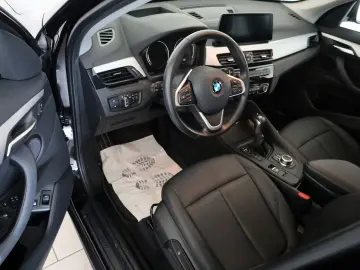 BMW X1 xDrive 25e Advantage Leder Navi LED Kamer HUD