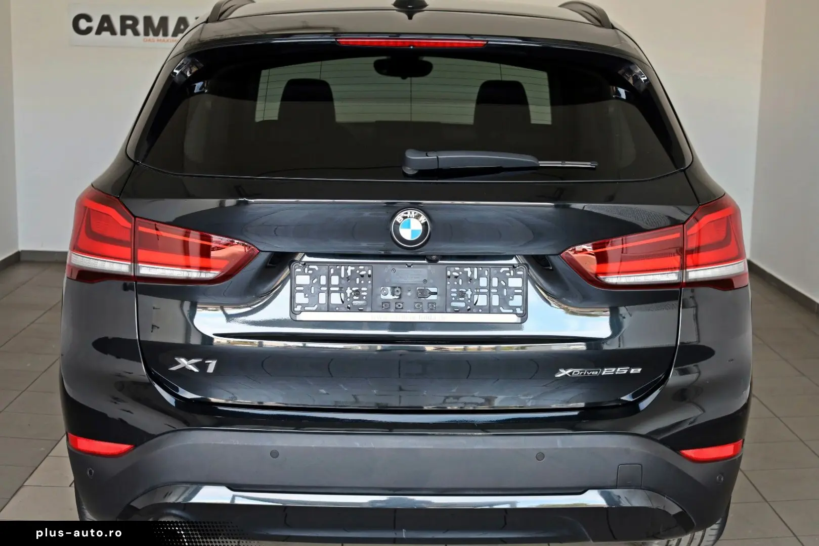 BMW X1 xDrive 25e Advantage Leder Navi LED Kamer HUD