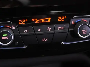 BMW X1 xDrive25e  1.Hand Navi Park ass.