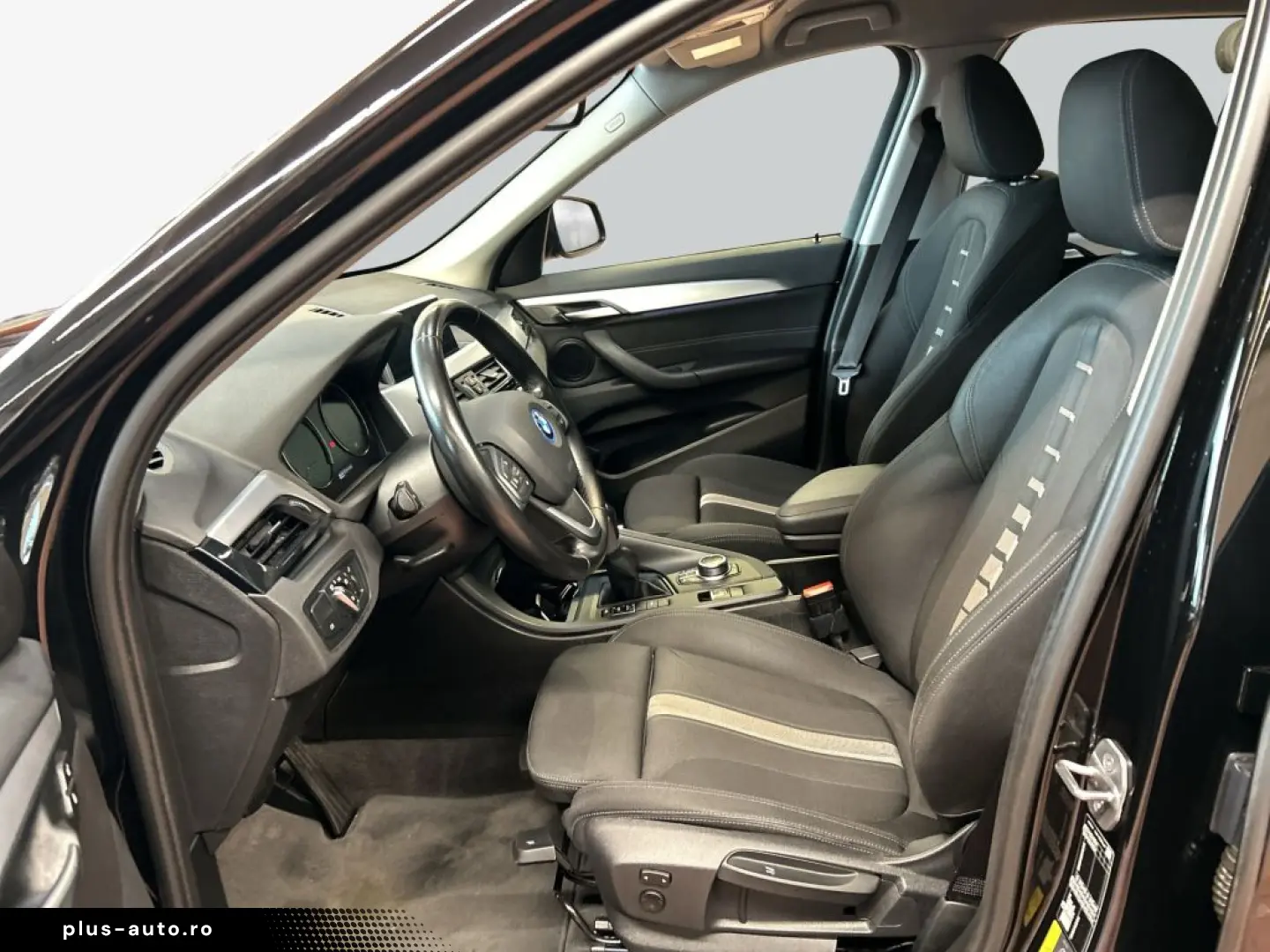 BMW X1 xDrive25e Advantage  NAVI LED