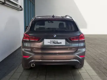 BMW X1 xDrive25e Advantage