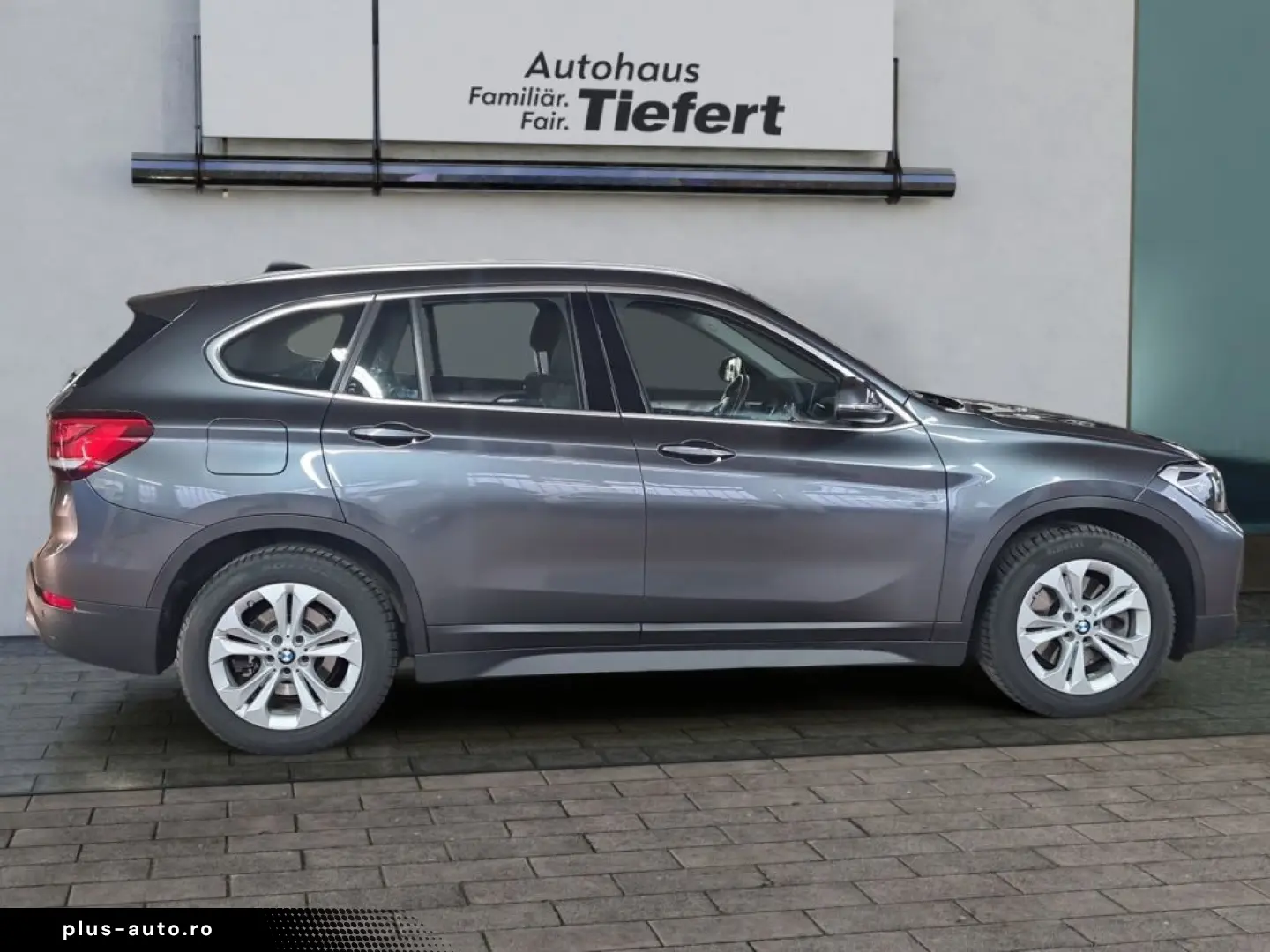 BMW X1 xDrive25e Advantage