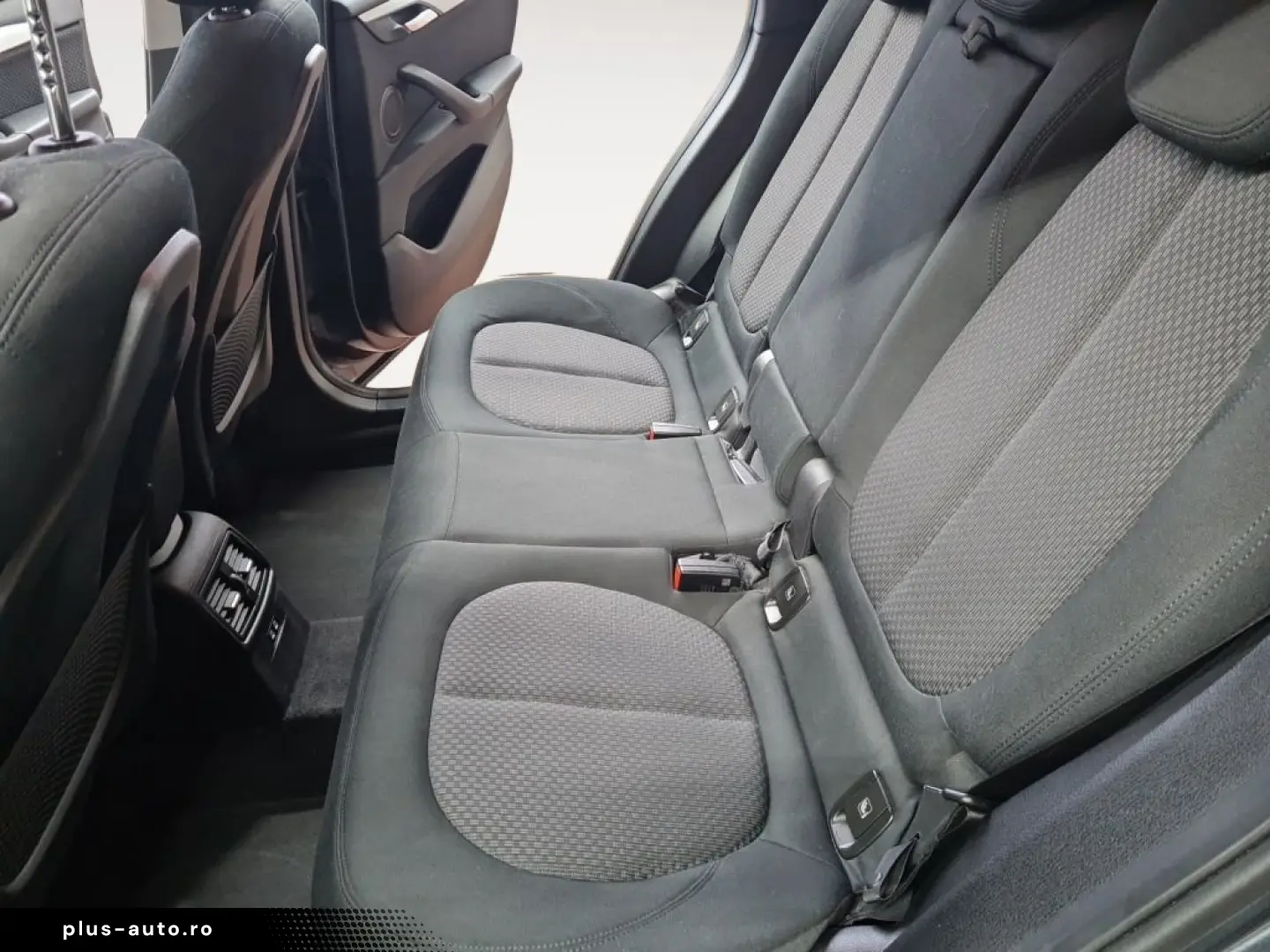 BMW X1 xDrive25e Advantage