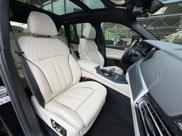 BMW X5 xDrive45e M Sport PanoSky TV HuD Massage AHK