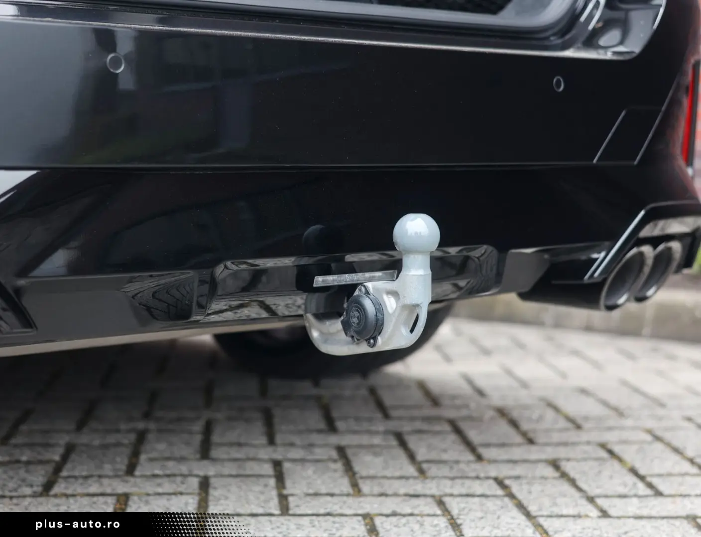 BMW 550e Touring xDrive   M Sport Pro - AHK - Bow&Wi