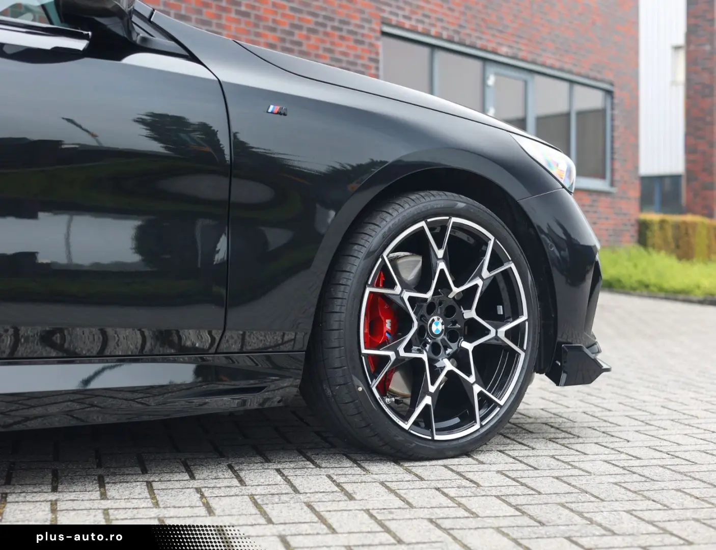 BMW 550e Touring xDrive   M Sport Pro - AHK - Bow&Wi