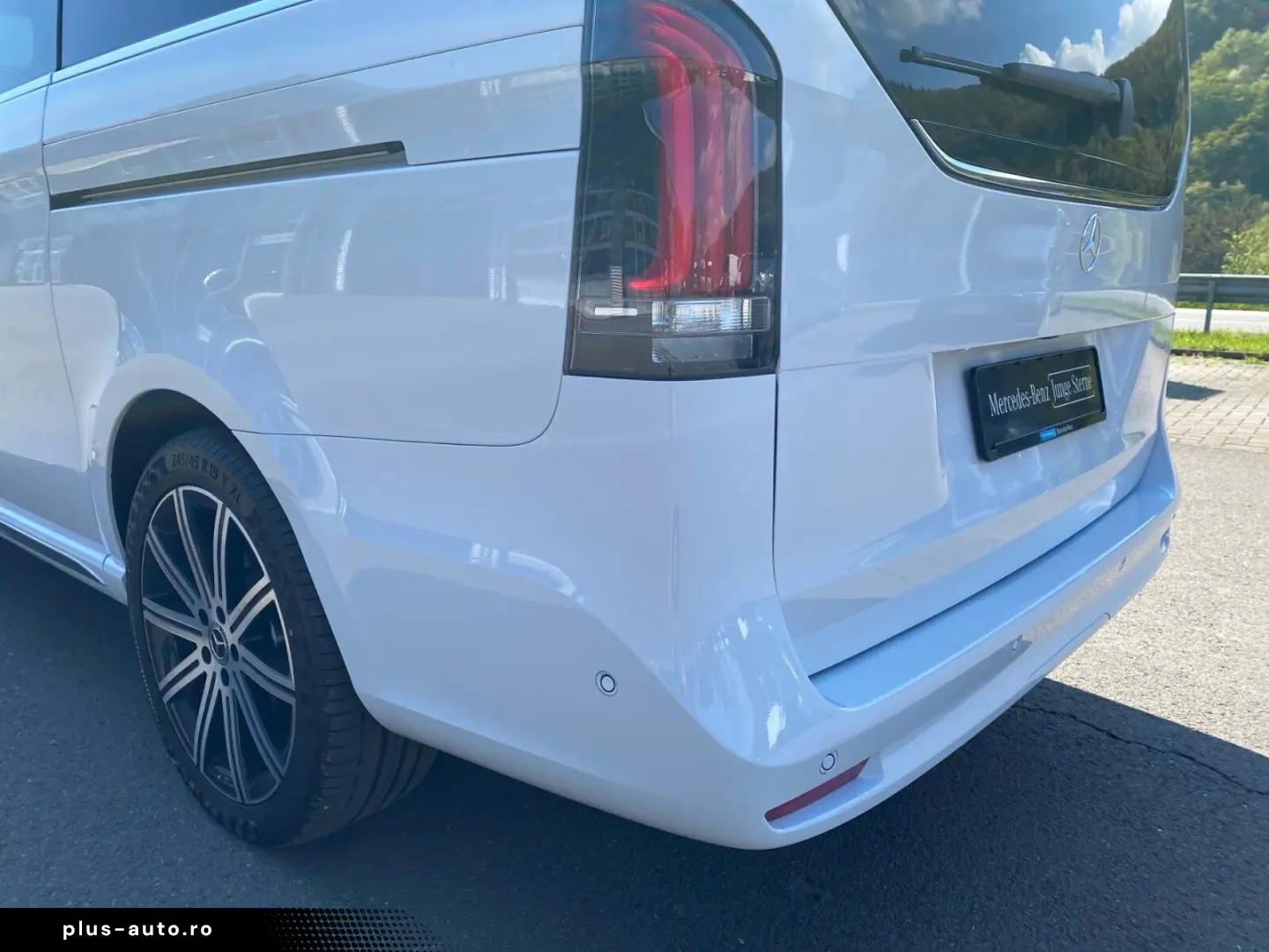 MERCEDES-BENZ V 300 d 4M EXCLUSIVE LANG AIRMAT PANO &hellip;