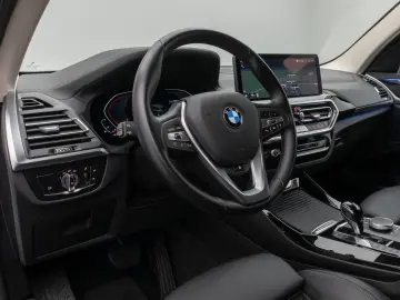 BMW X3 xD20i Laser Kamera HiFi Komfort Alarm Sport