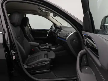BMW X3 xD20i Laser Kamera HiFi Komfort Alarm Sport