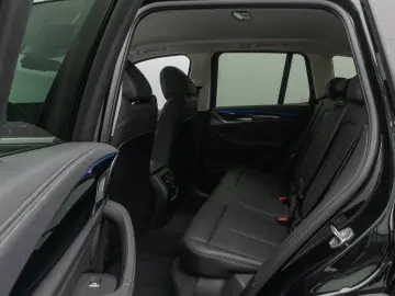 BMW X3 xD20i Laser Kamera HiFi Komfort Alarm Sport