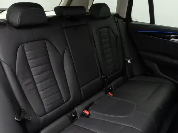 BMW X3 xD20i Laser Kamera HiFi Komfort Alarm Sport