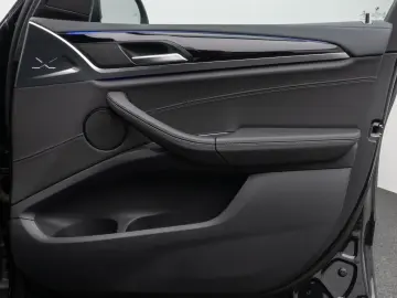 BMW X3 xD20i Laser Kamera HiFi Komfort Alarm Sport