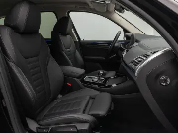 BMW X3 xD20i Laser Kamera HiFi Komfort Alarm Sport