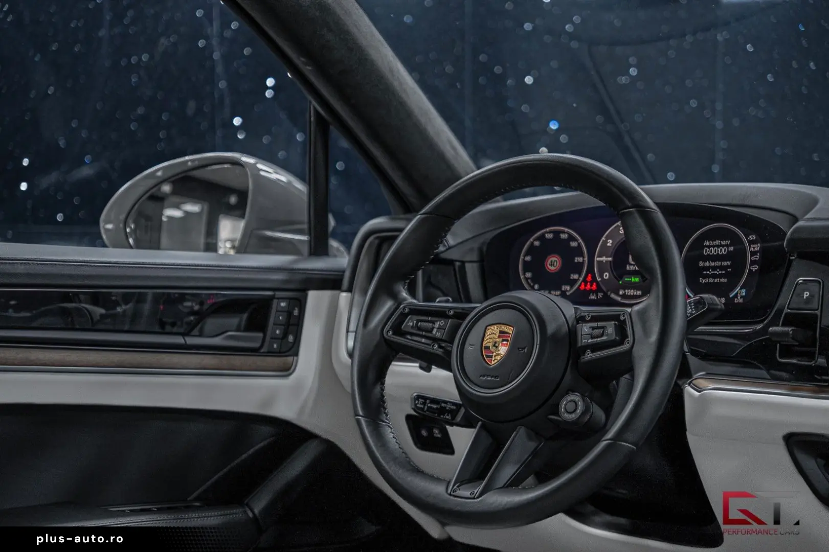 PORSCHE Cayenne E-Hyb Coupé SpDesign Crayon 22  Massage