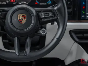 PORSCHE Cayenne E-Hyb Coupé SpDesign Crayon 22  Massage