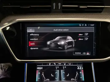 AUDI RS6 Avant 4.0 TFSI quattro Dynamik PANORAMA B&O
