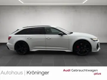 AUDI RS 6 Avant 4.0 TFSI quat. performance B&O Laser