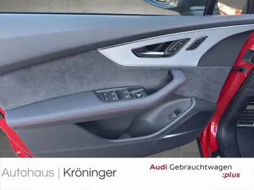 AUDI SQ7 4.0 TFSI quattro Luft B&O Massage HUD Stand