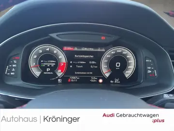 AUDI SQ7 4.0 TFSI quattro Luft B&O Massage HUD Stand