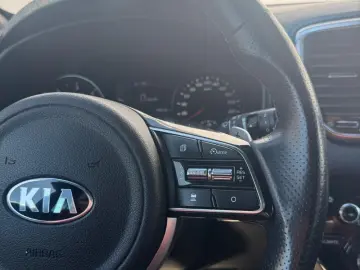 KIA SPORTAGE 2.0 DSL 8AT HP 4x4 Mild Hybrid GT Line