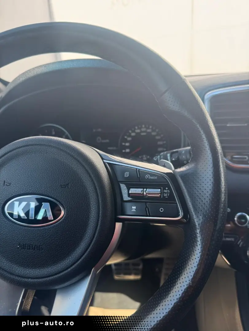 KIA SPORTAGE 2.0 DSL 8AT HP 4x4 Mild Hybrid GT Line