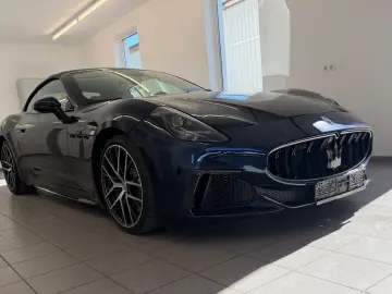 MASERATI GranCabrio 404 kW 3.0 V6 AWD Trofeo