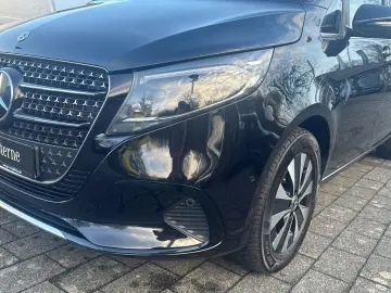 MERCEDES-BENZ V 300 d Avantgarde lang Distr. Standhz…
