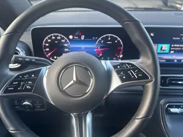 MERCEDES-BENZ V 300 d Avantgarde lang Distr. Standhz…