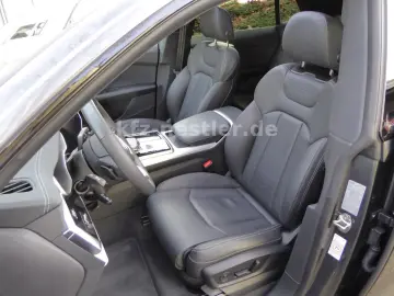 AUDI Q8 50 TDI 2x S Line Pano Leder AHK 22  Alllenk.