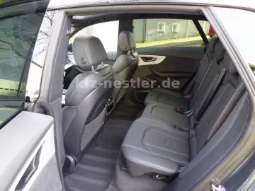 AUDI Q8 50 TDI 2x S Line Pano Leder AHK 22  Alllenk.