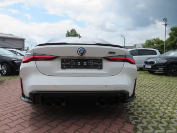 BMW M4 Baureihe M4 Coupe Competition