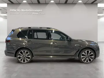 BMW X7 M60i xDrive M Sport Standheizung Massage AHK