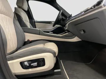 BMW X7 M60i xDrive M Sport Standheizung Massage AHK