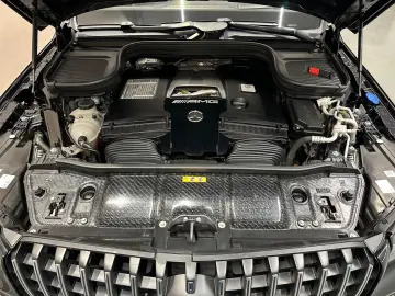 MERCEDES-BENZ GLS63 AMG 4Matic    7 SITZER 3D BURMESTER 360