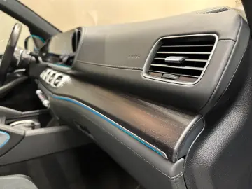 MERCEDES-BENZ GLS63 AMG 4Matic    7 SITZER 3D BURMESTER 360