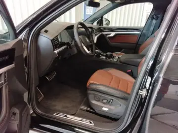 VW Touareg R-Line 3.0TDI  AHK STDHZ LUFT KAMERA