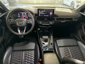 AUDI RS4 AVANT BLACK 20Z. ACC HuD PANO RS-AGA 280KMH