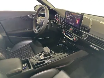 AUDI RS4 AVANT BLACK 20Z. ACC HuD PANO RS-AGA 280KMH