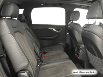 AUDI SQ7 TFSI UPE 141  Pano AHK 7-Sitze Luftf. HD-Mat