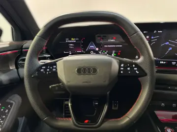 AUDI S5 Avant TFSI  MATRIX PANO AHK B&O HUD STANDHZG