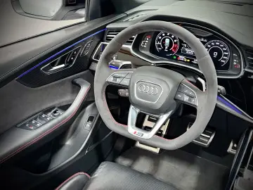 AUDI RSQ8 CARBON MATRIX ALLRADLENKUNG HEAD-UP 2.HAND