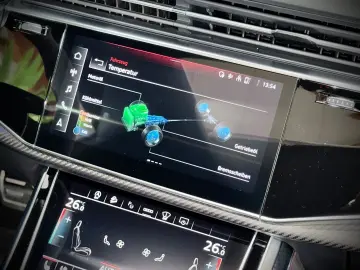 AUDI RSQ8 CARBON MATRIX ALLRADLENKUNG HEAD-UP 2.HAND
