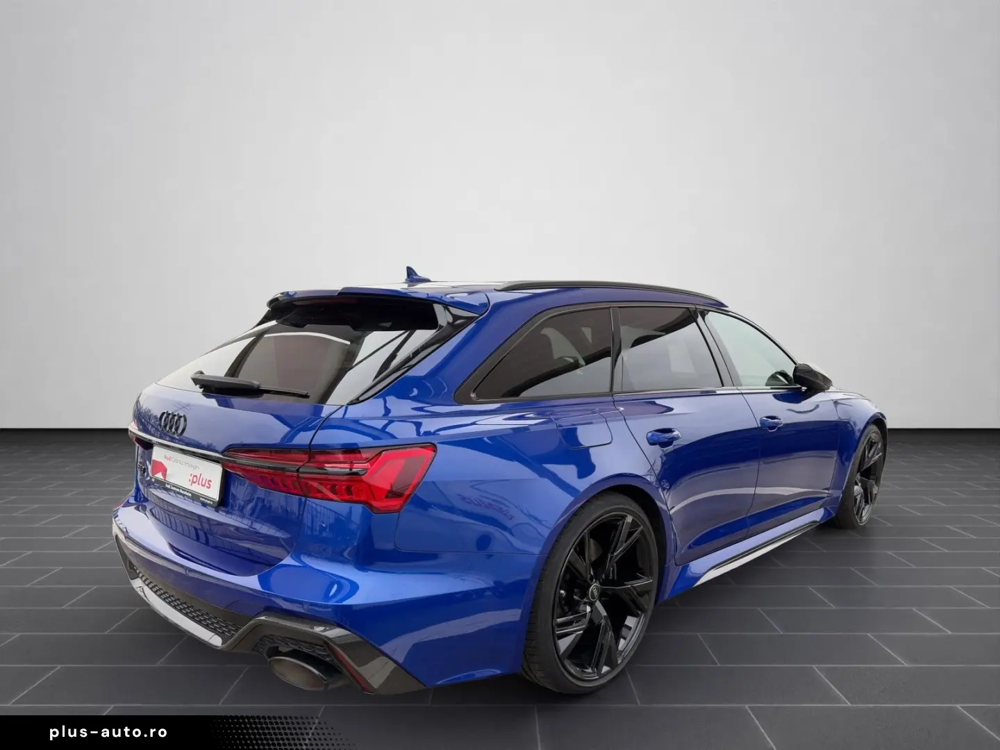 AUDI RS 6 Avant RS ESSENTIALS LASER CARBON VMAX 305