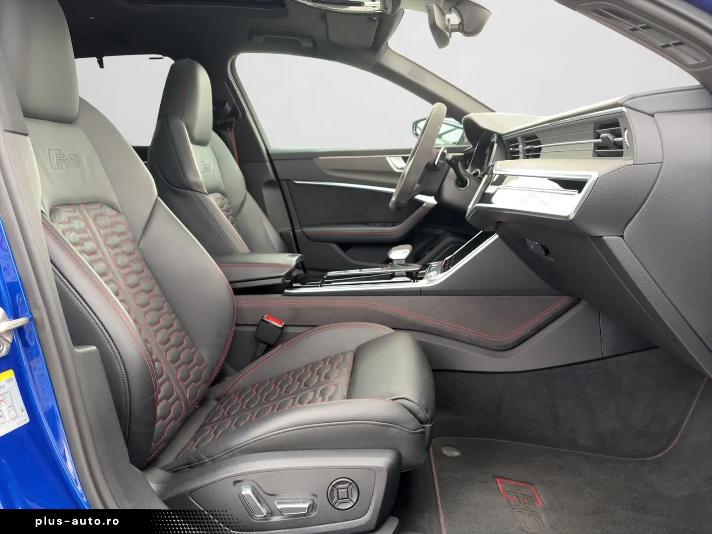 AUDI RS 6 Avant RS ESSENTIALS LASER CARBON VMAX 305